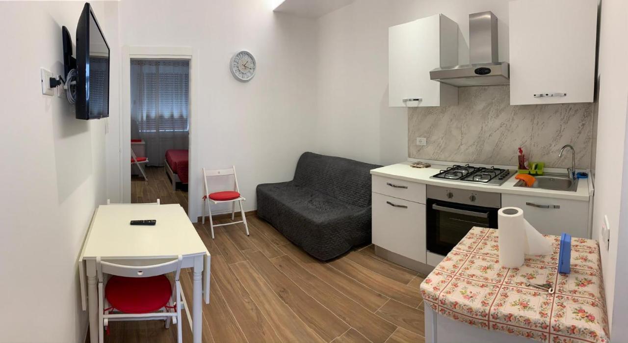 Ema'S Place Apartment Savona Exterior photo